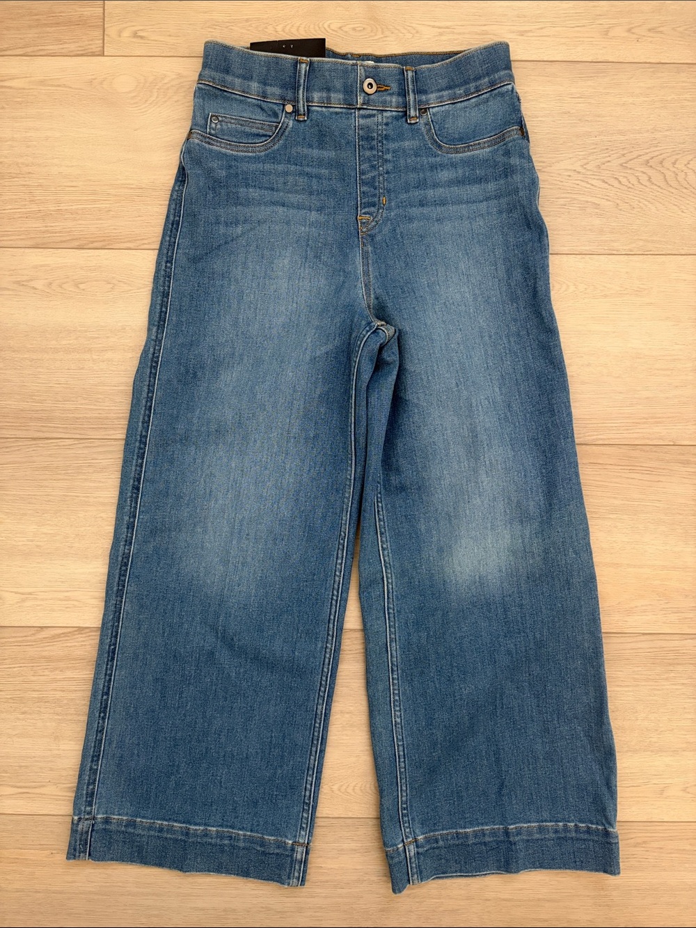 SPANX Cropped Wide-Leg Jeans in Medium Blue Wash
